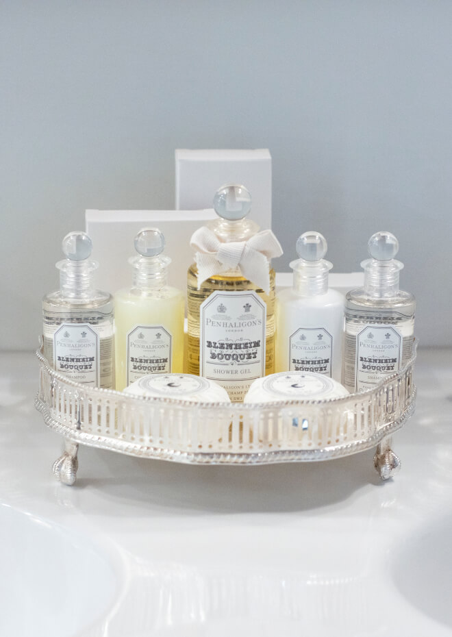 Included services and luxurious amenities, Antica Dimora Desenzano